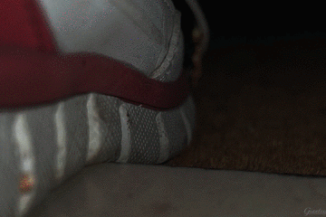 Please Help! I am invisible...