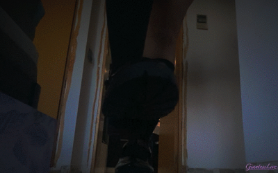 GiantessLive-Crushed_me_while_looking_for_me_2-1